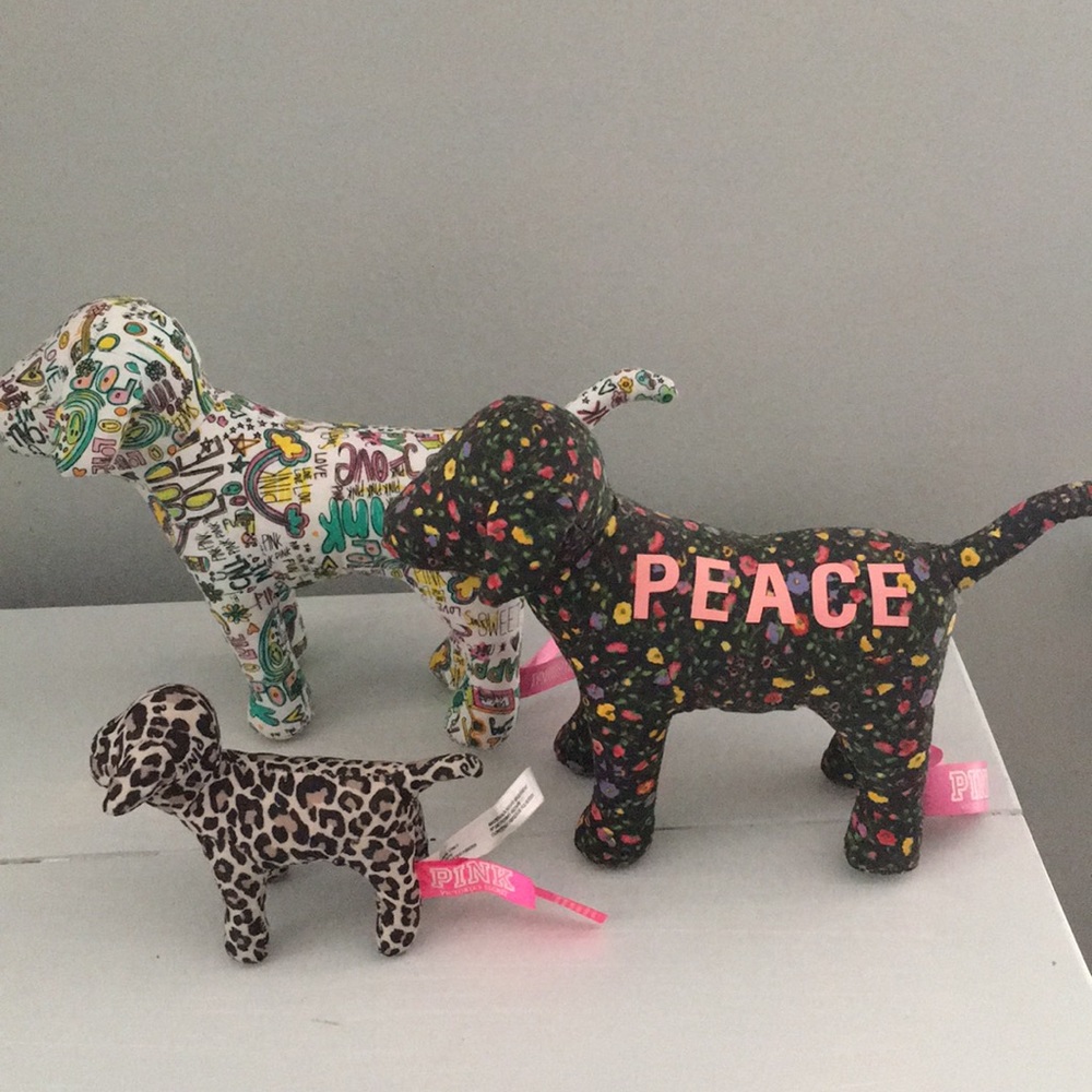 Victoria’s Secret PINK Dogs